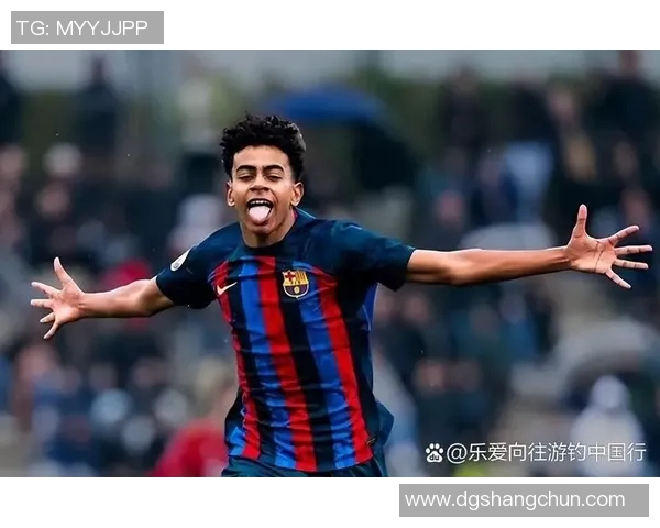 足球巨星直击心声 揭秘绿茵场背后的成长与挑战