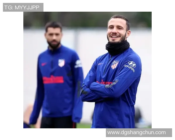 足球球星训练服搭配指南 如何穿出街头潮流与运动风范