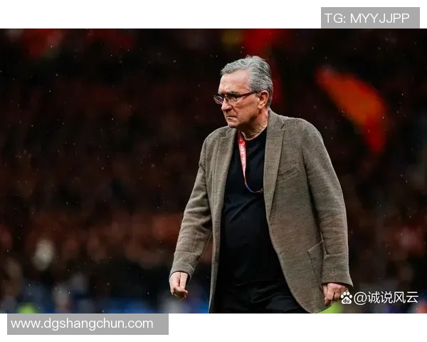 高智商足球球星解析:洞察比赛节奏与战术布局的天才人物